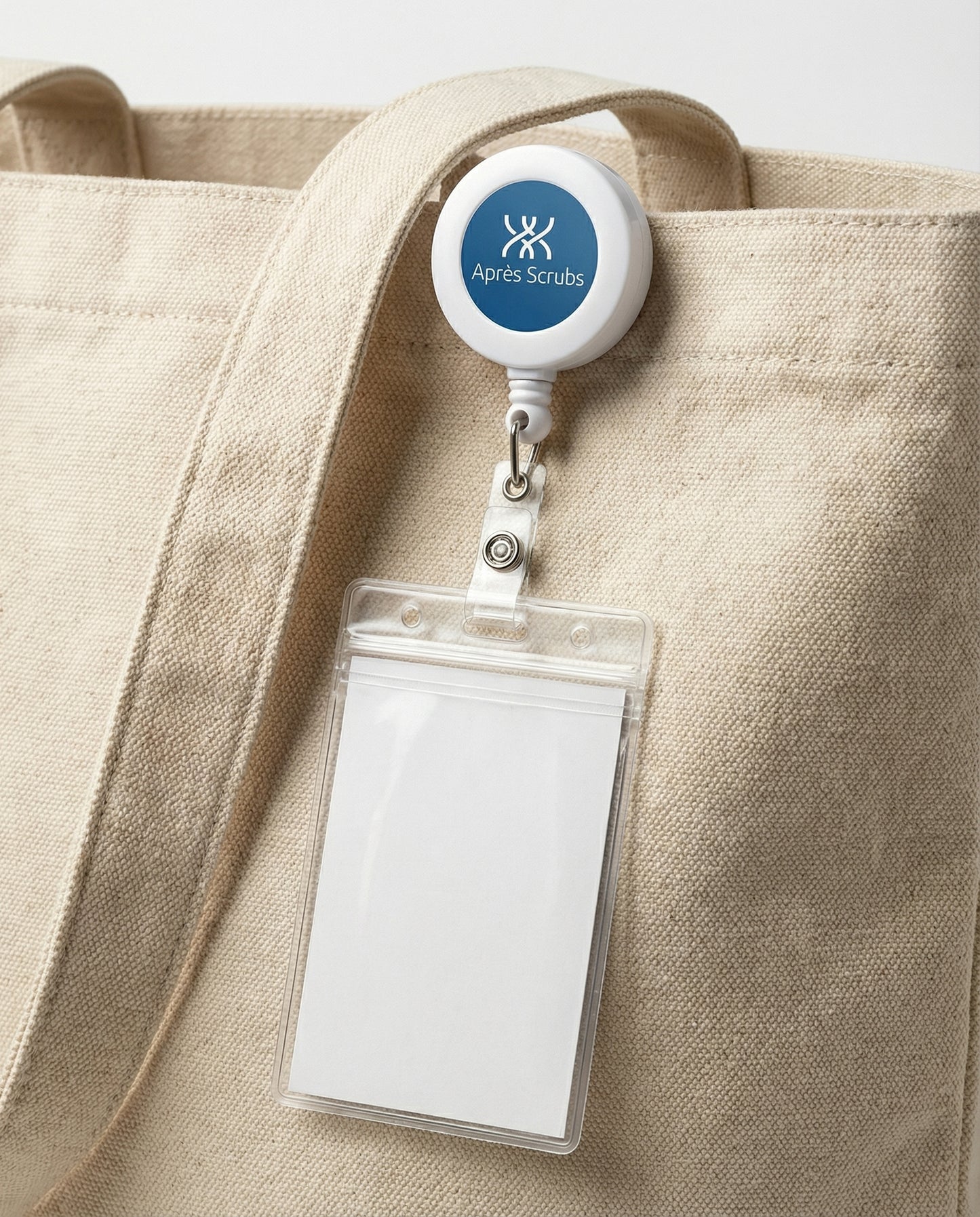 Round 24" Retractable Badge Holder